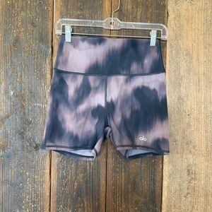 Alo Women's High Waist Vapor Short